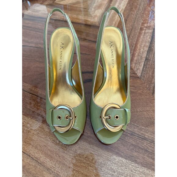 Anne Klein PT Mistral Green and Gold Buckle Peep Toe Wedge Slingback Wicker Heel - Picture 8 of 8